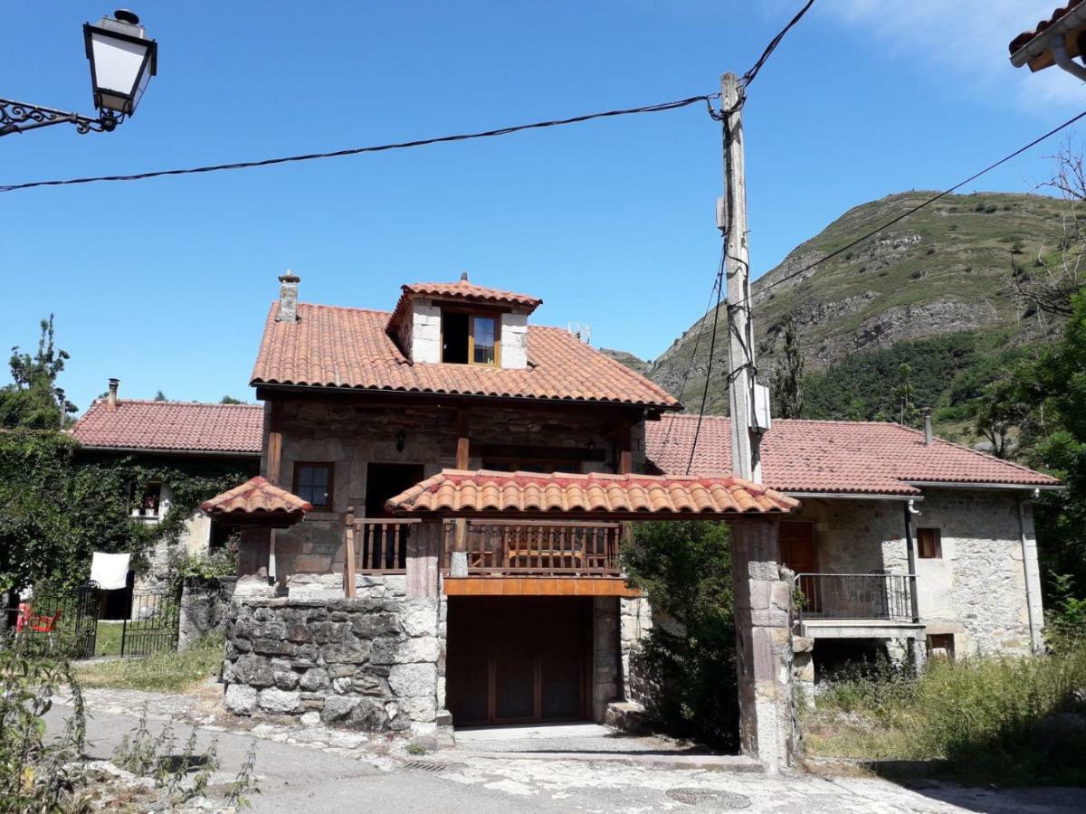 Casa Serafo Saliencia Exterior foto